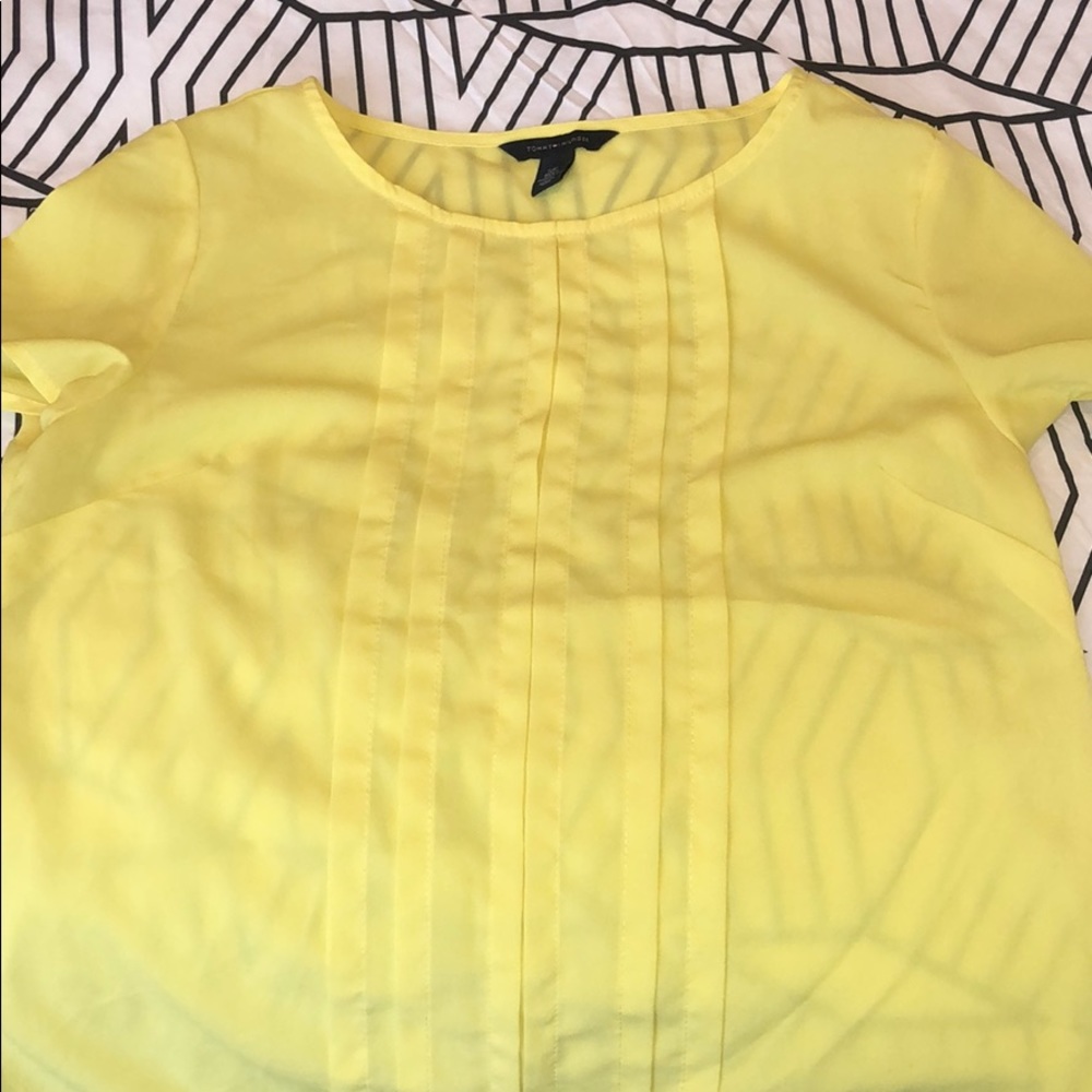 Tommy Hilfiger ladies short sleeve blouse-size S